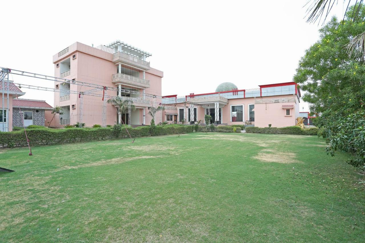 Oyo 40446 Yas Residency Hotel Aligarh Bagian luar foto